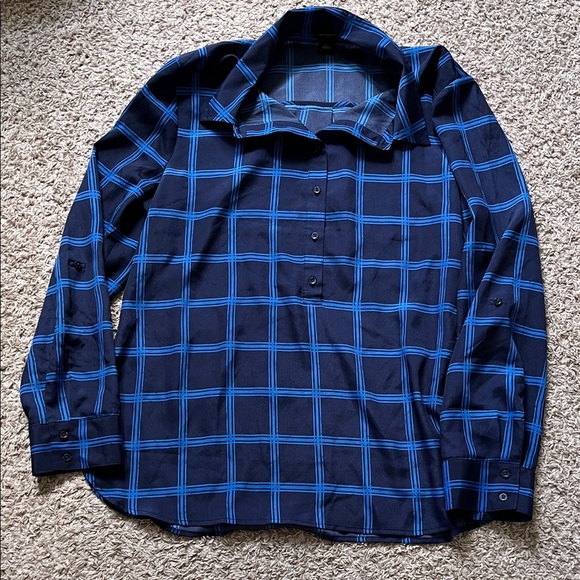 BUNDLE - Ann Taylor Navy Plaid (L) and Abstract Leaf Print (XL) Career Blouses - Picture 10 of 13